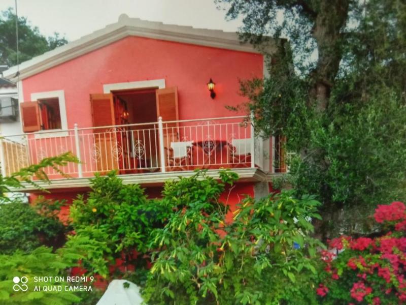 SOUSTAS APARTMENTS - ENOIKIAZOMENA STUDIOS ΛΟΓΓΟΣ ΠΑΞΟΙ - ΕΝΟΙΚΙΑΖΟΜΕΝΑ ΔΙΑΜΕΡΙΣΜΑΤΑ ΛΟΓΓΟΣ ΠΑΞΟΙ